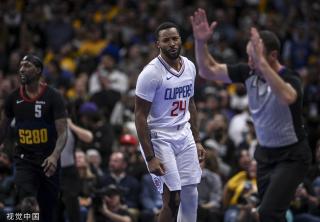 在此次对决 在此次对决