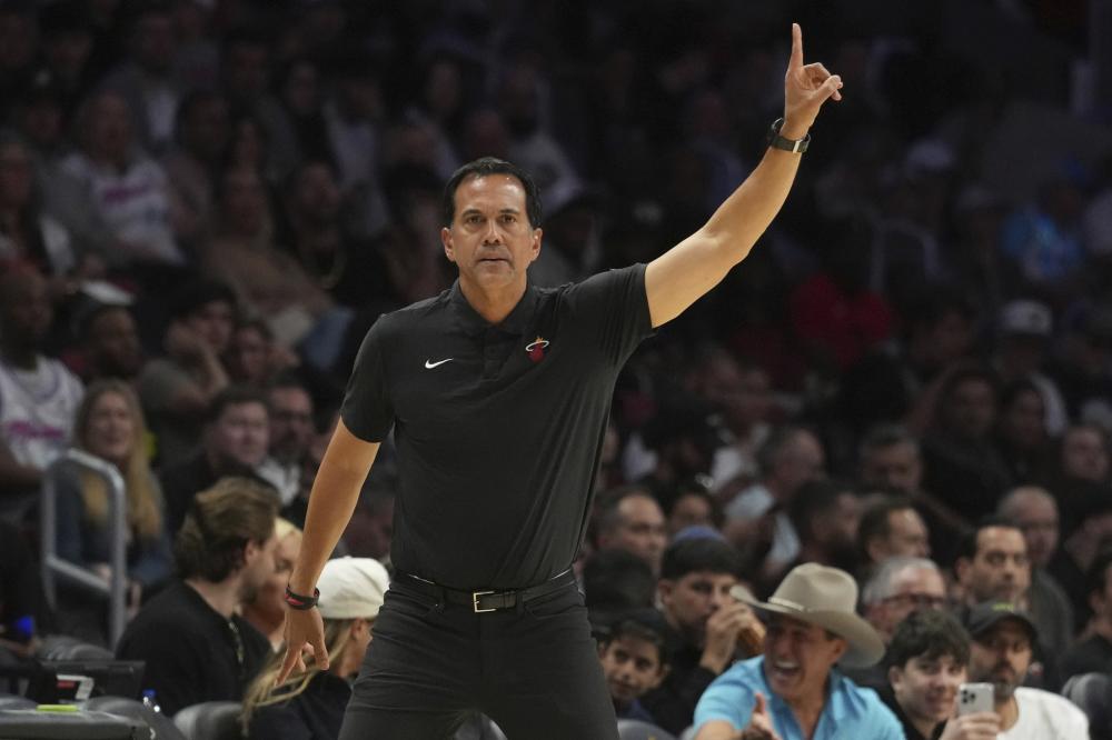 也反映了球 也反映了球